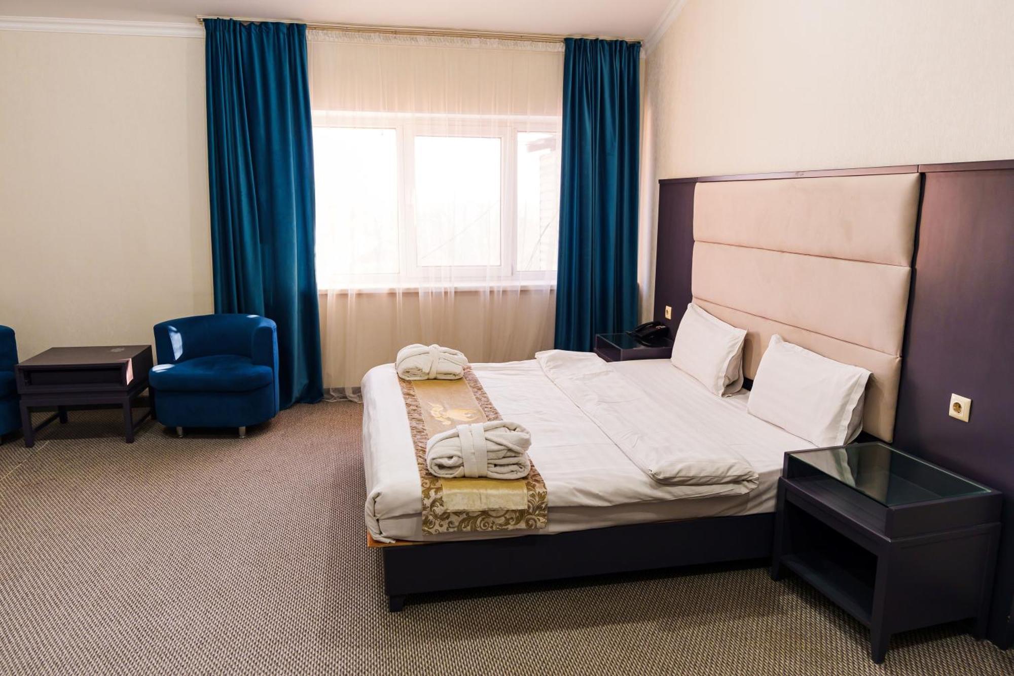 Almaty Grand Erbil Hotel Zewnętrze zdjęcie