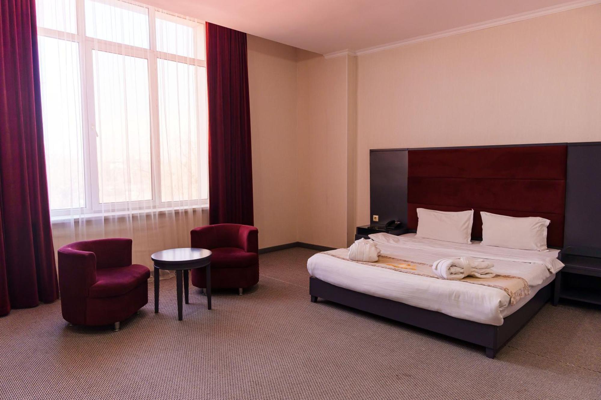 Almaty Grand Erbil Hotel Zewnętrze zdjęcie