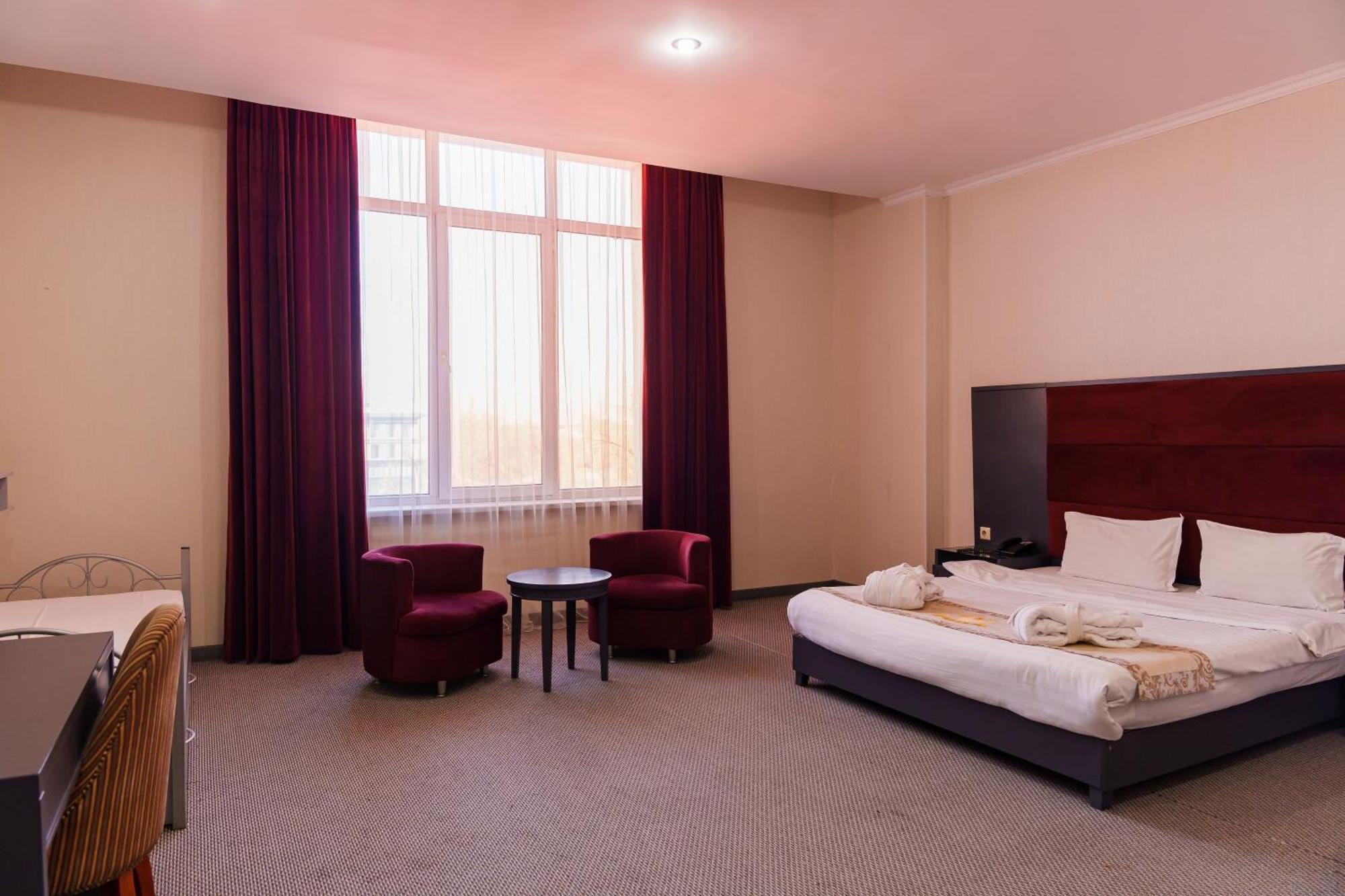 Almaty Grand Erbil Hotel Zewnętrze zdjęcie