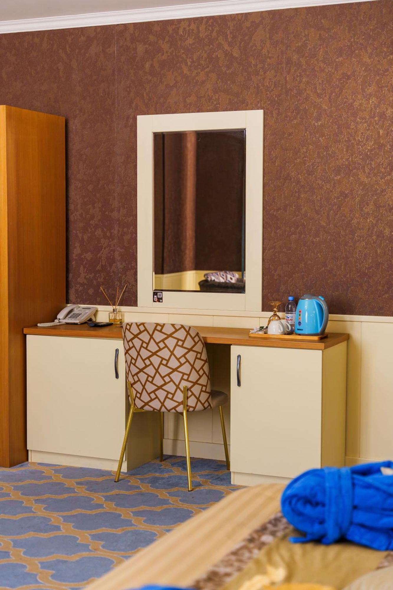 Almaty Grand Erbil Hotel Zewnętrze zdjęcie