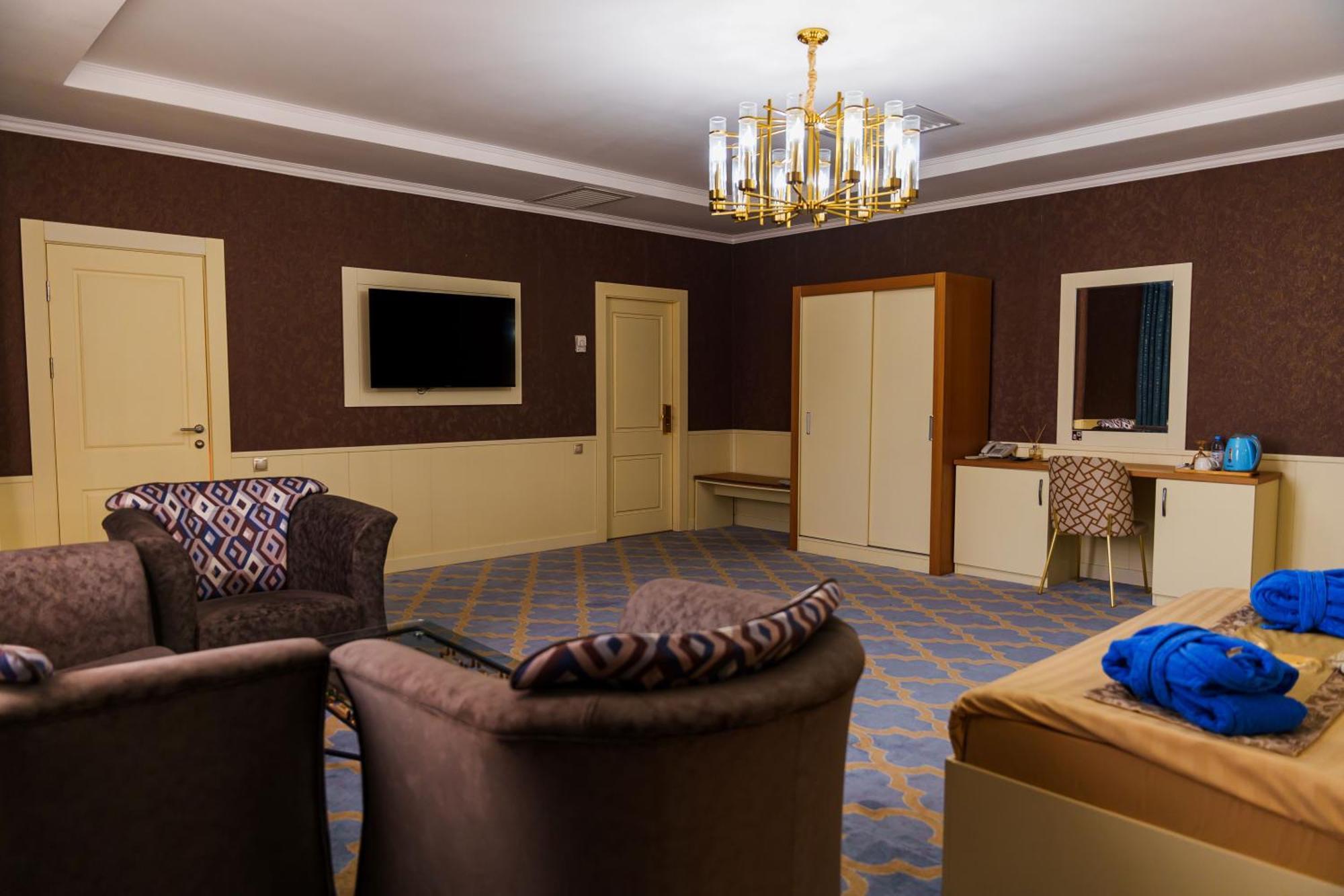 Almaty Grand Erbil Hotel Zewnętrze zdjęcie